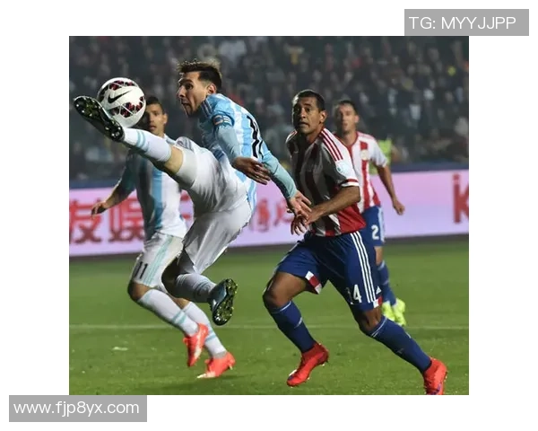 智利大学与W达斯的精彩对决展现足球魅力与团队精神